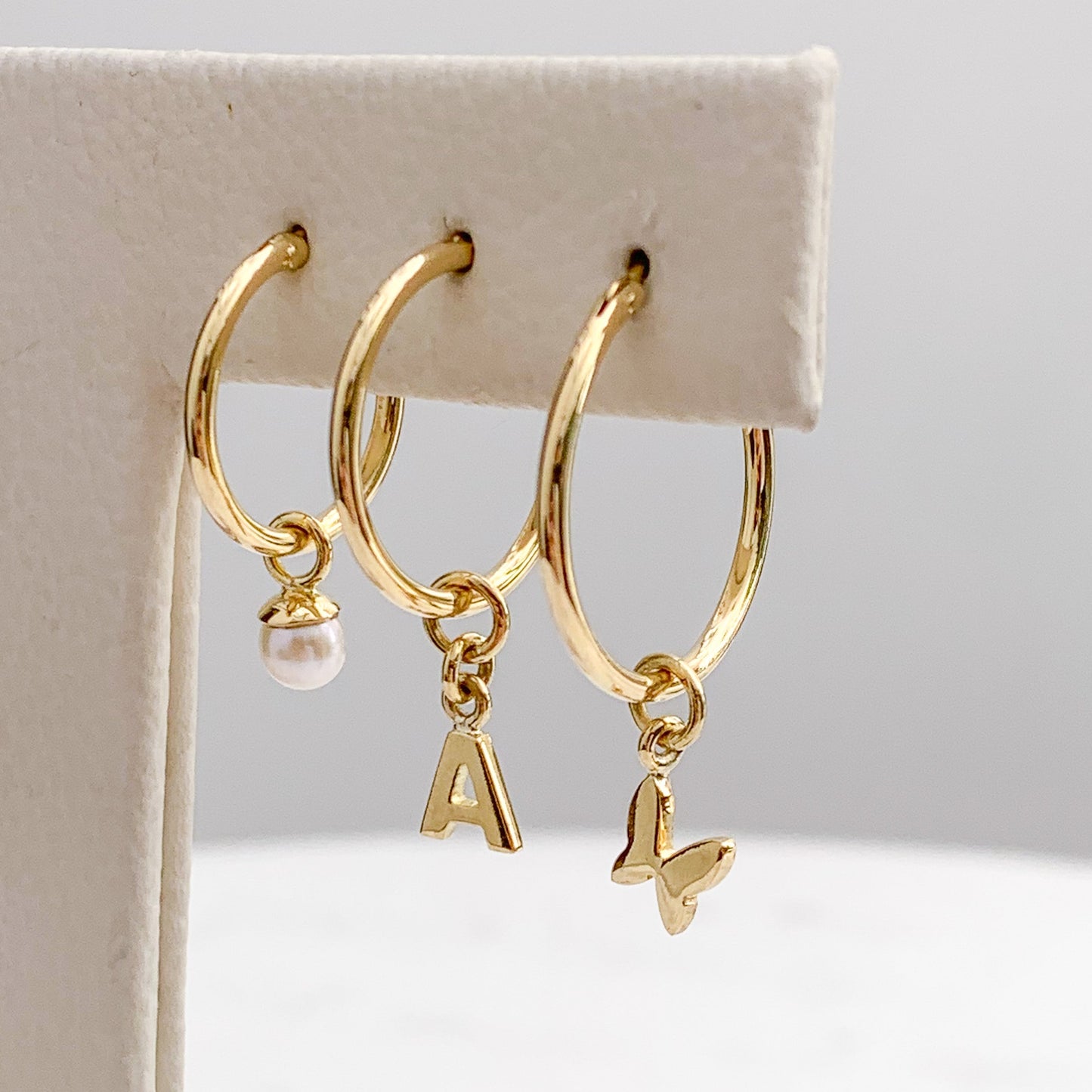 Tube Hoop Earrings (1.5 mm) in 18K Gold