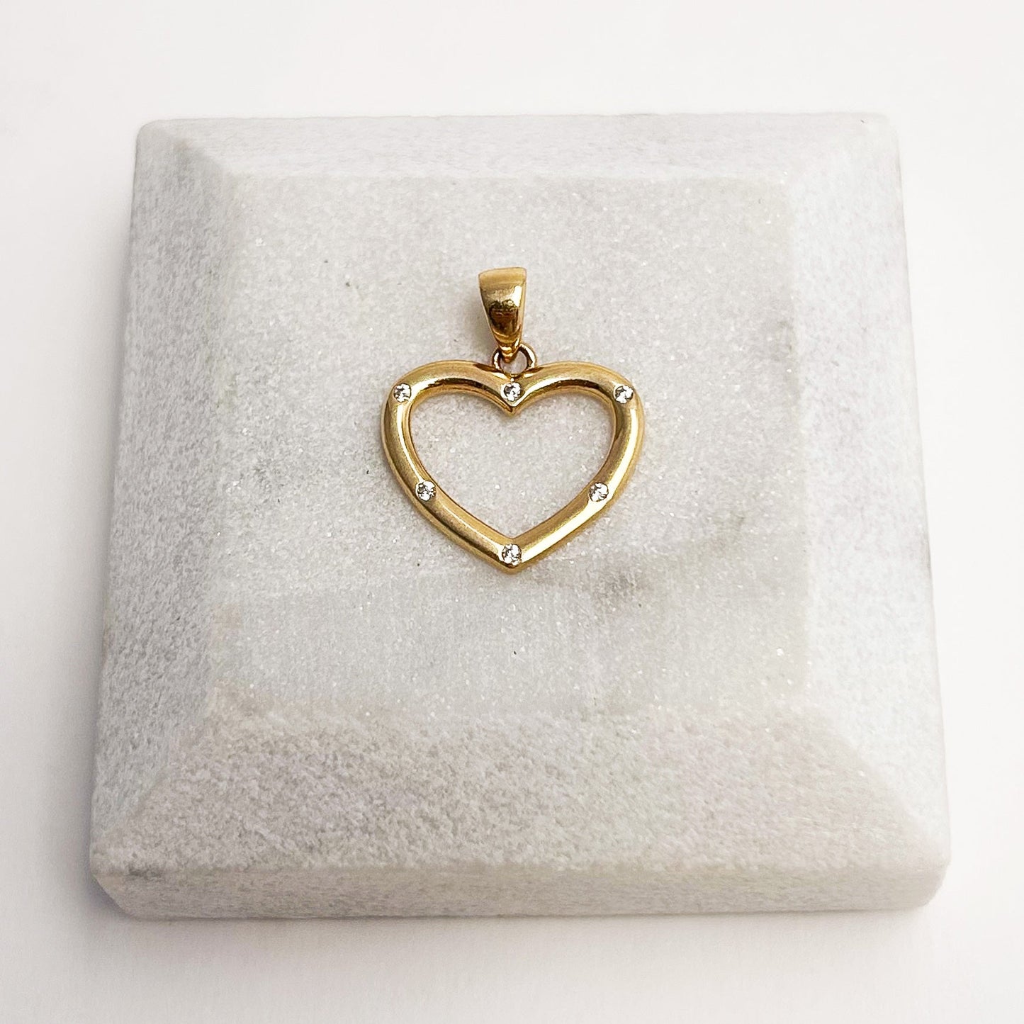 Heart of Light Pendant in 18K Gold
