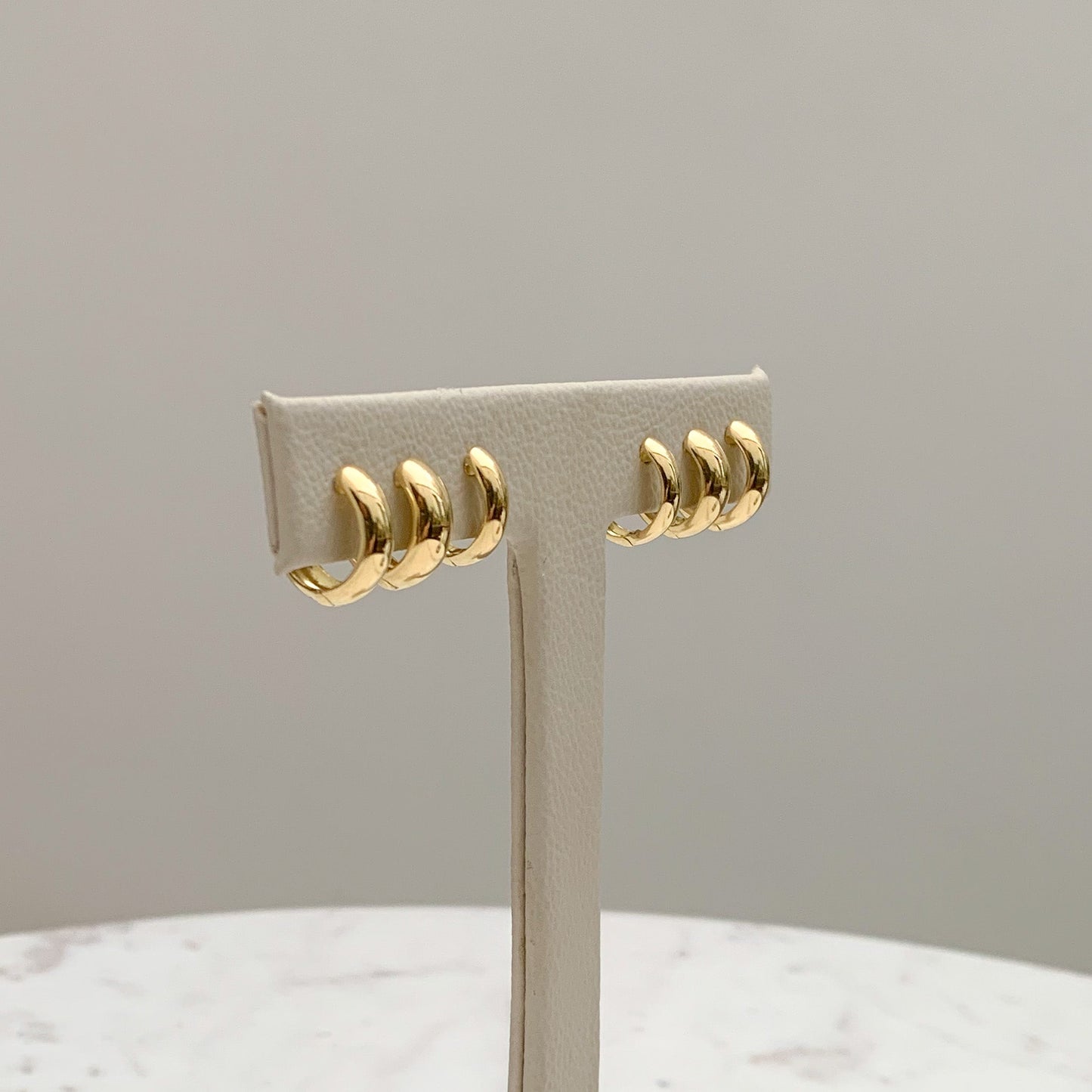 Thick Half Round Hoop Earrings in 18K Gold