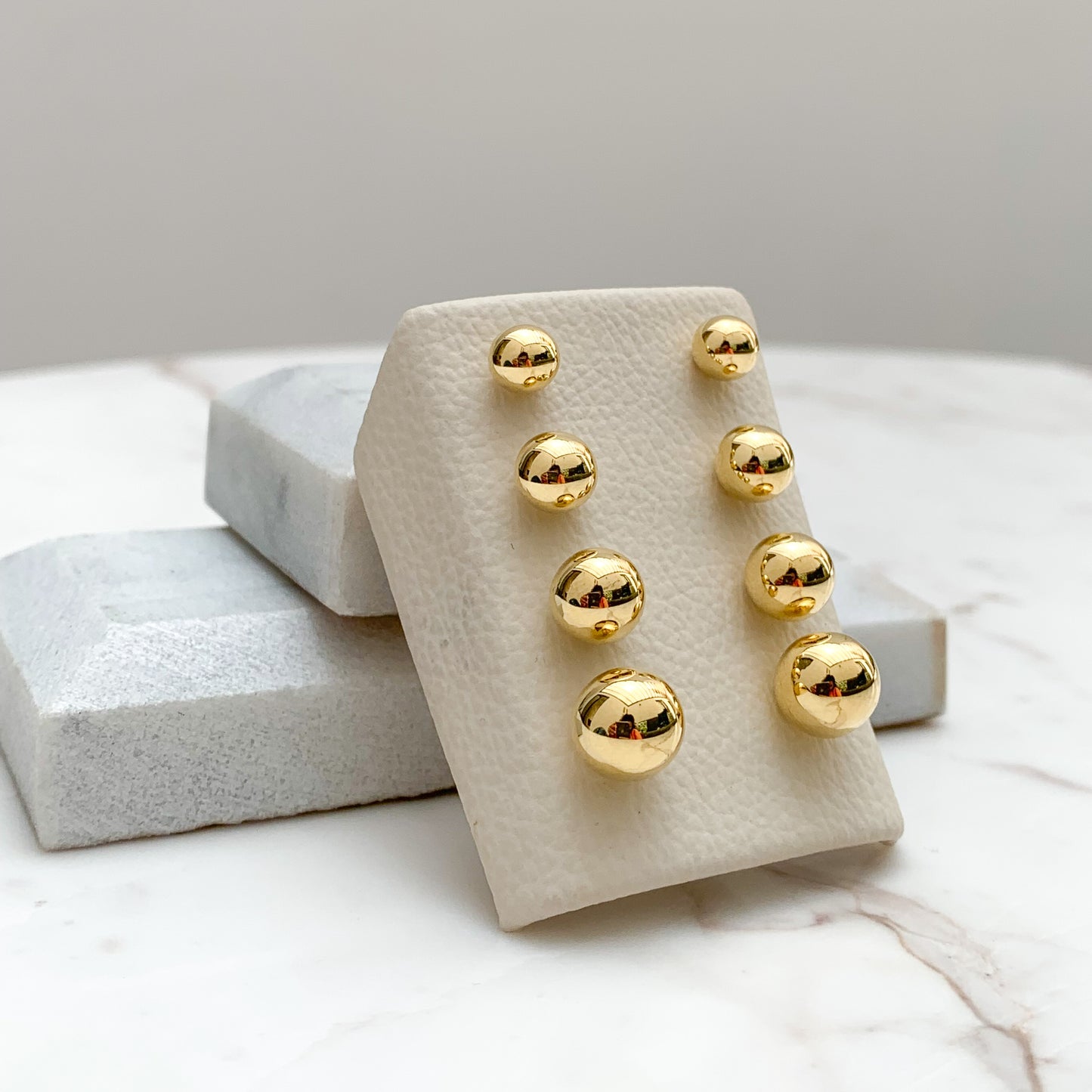 Gold Ball Stud Earrings in 18K Yellow Gold