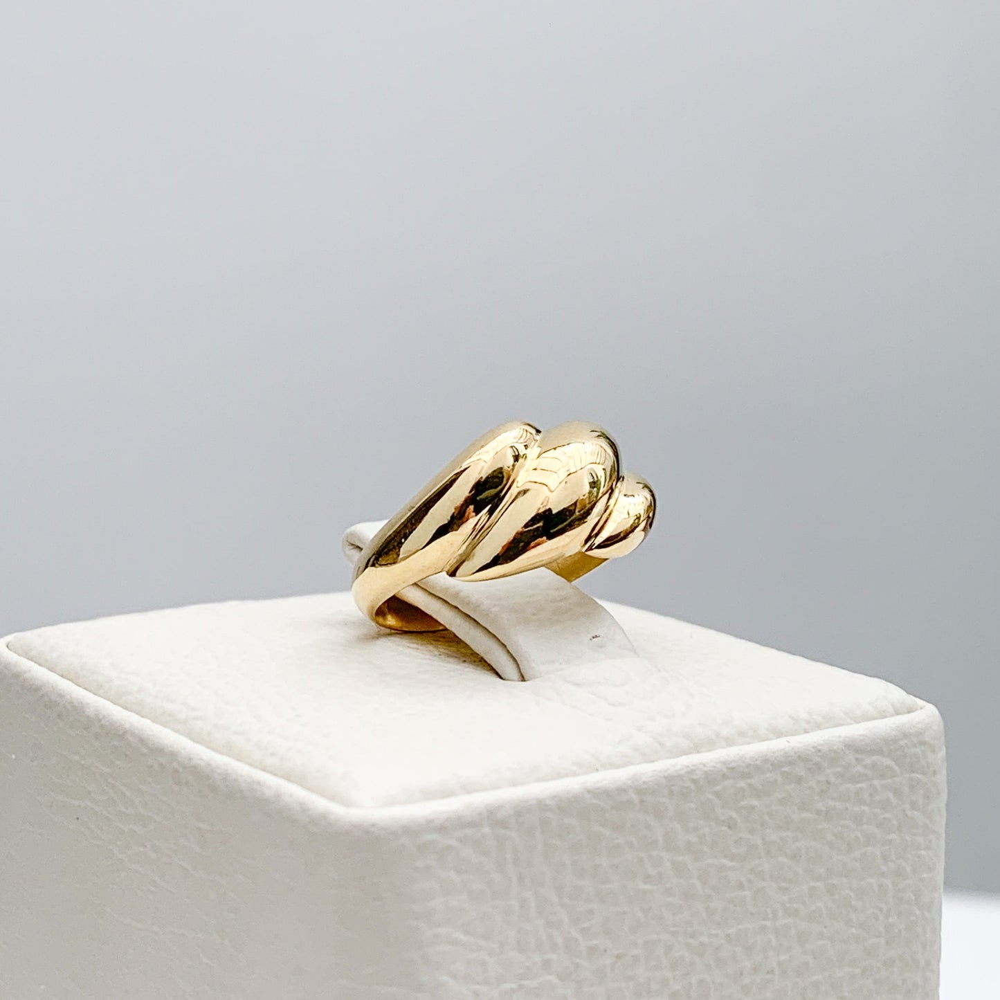 Big Croissant Ring in 18K Gold