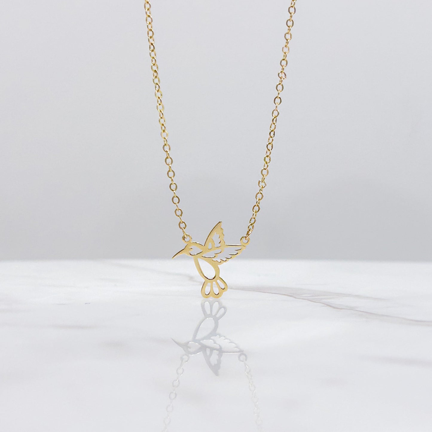 Hummingbird Choker in 18K Gold