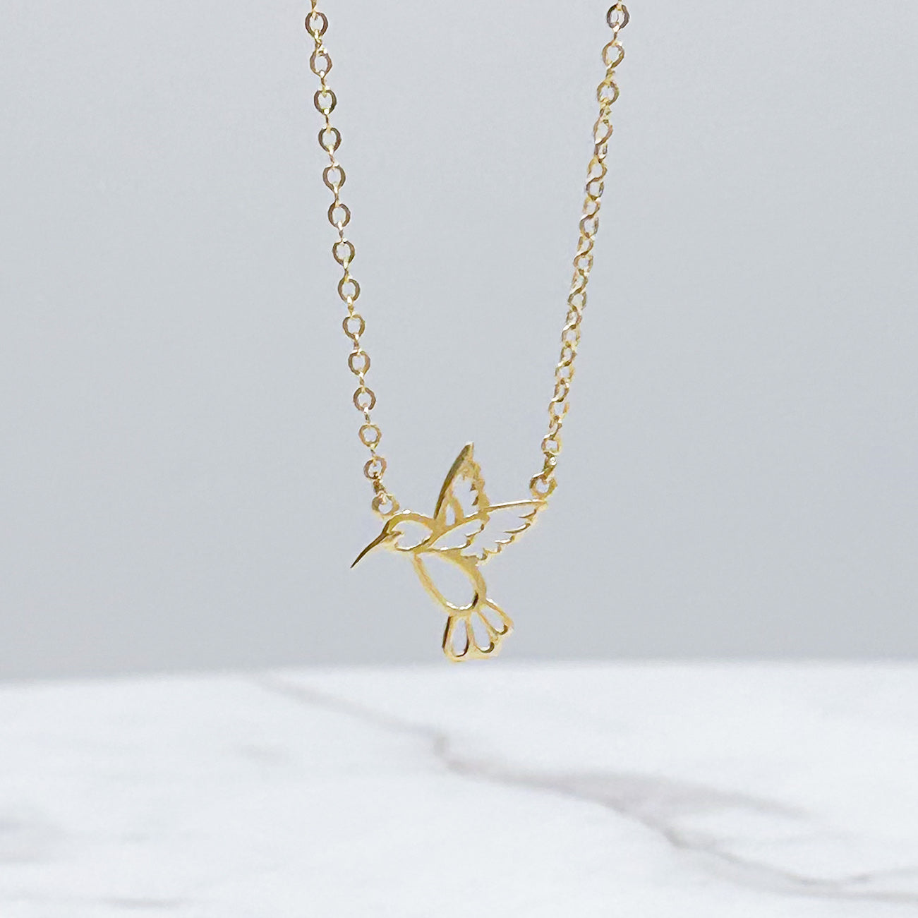Hummingbird Choker in 18K Gold