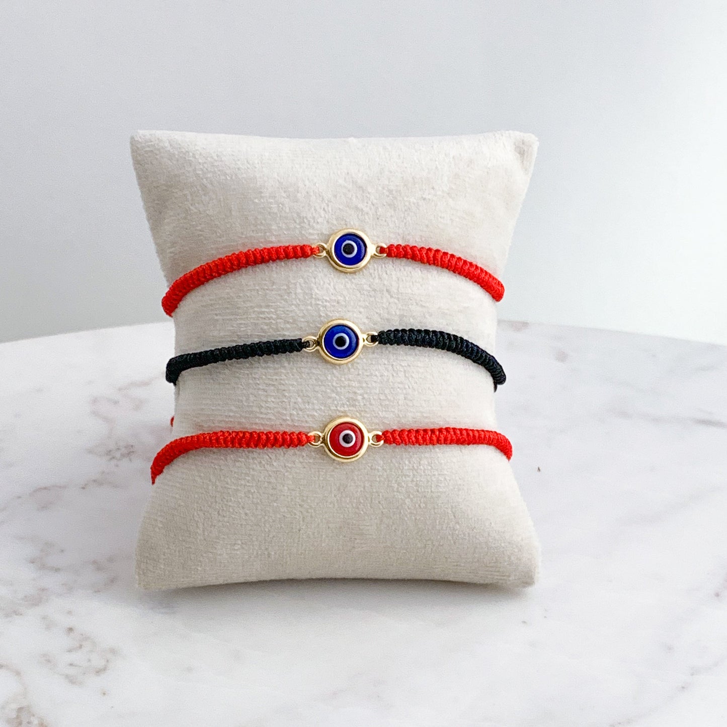 Handwoven Evil Eye Bezel Bracelet in 18K Gold