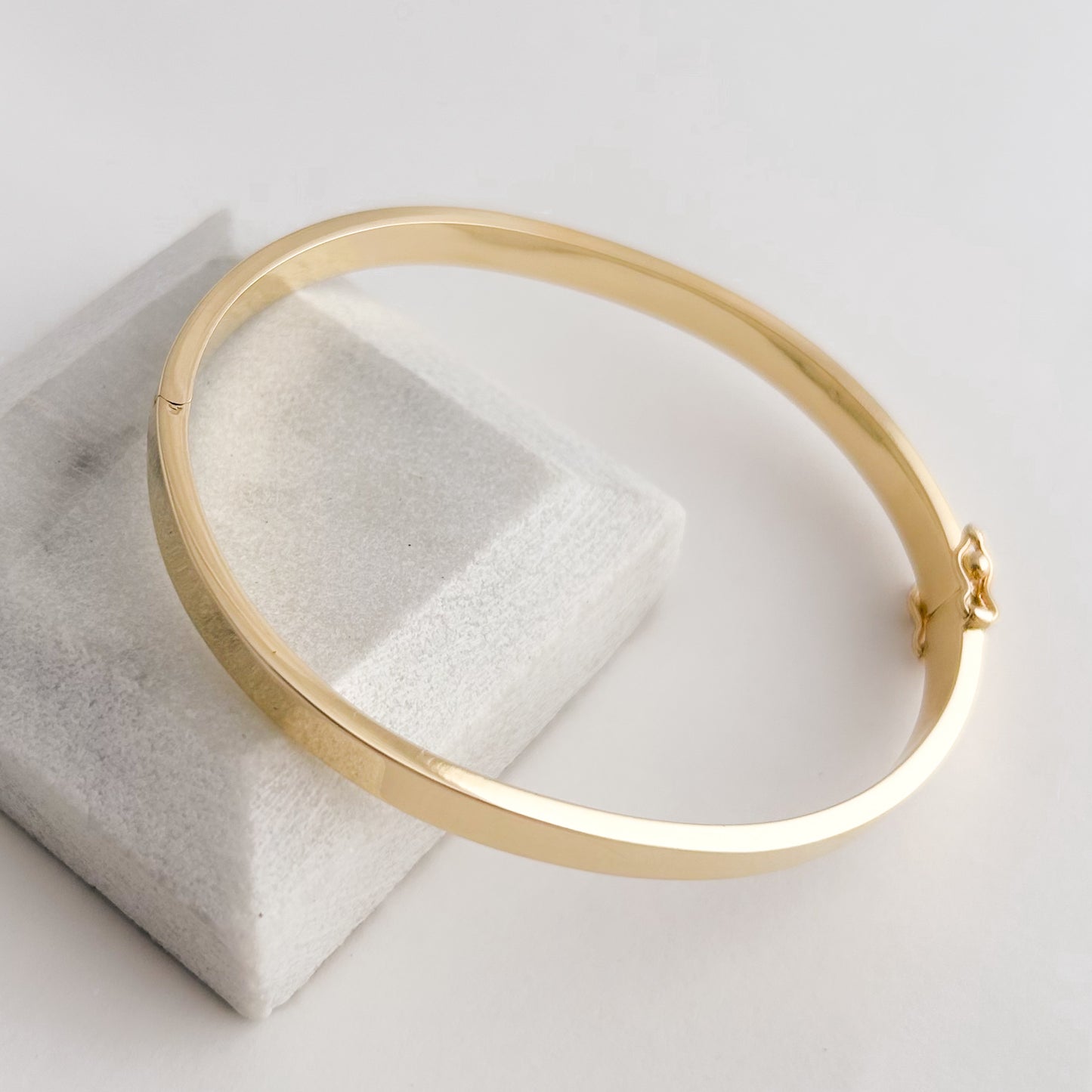 Flat Bangle