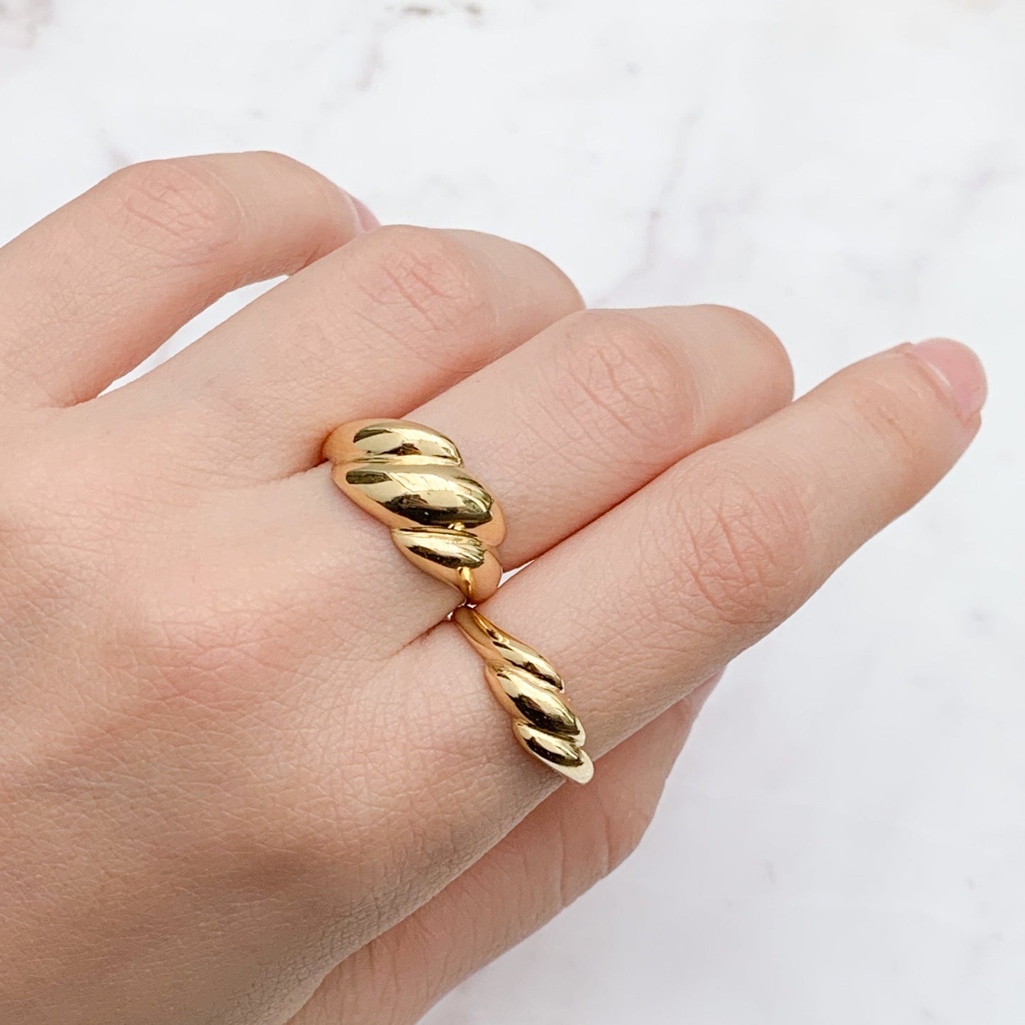 Small Croissant Ring in 18K Gold