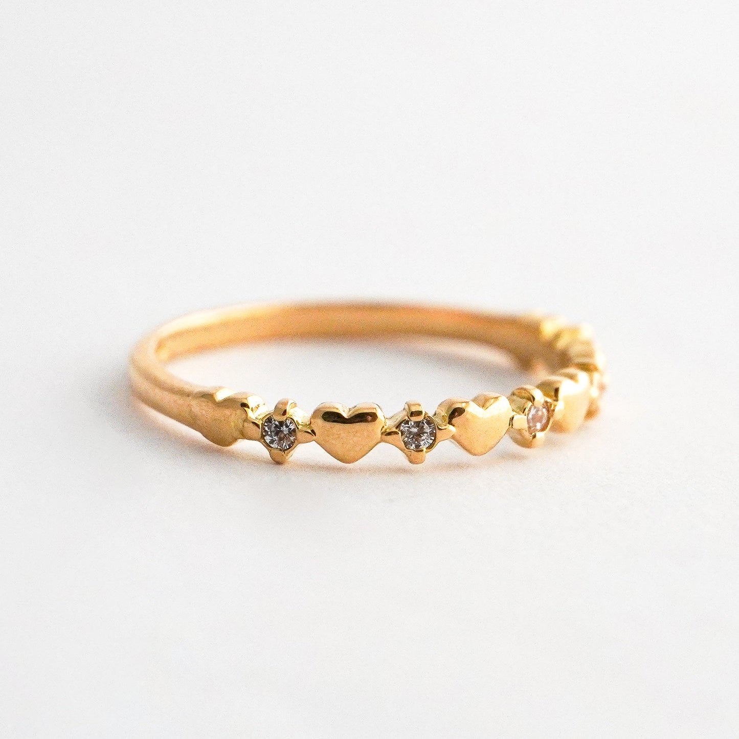Spark of Love Ring in 18K Gold